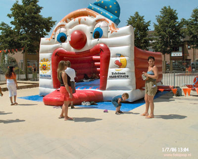 Foto 175 uit opzoomeren 2006 bw