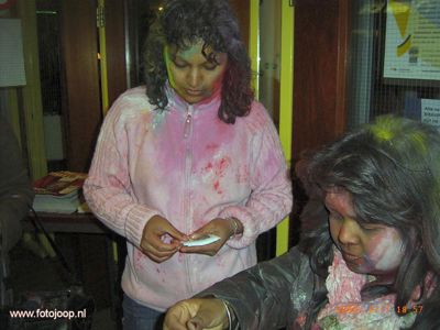 Foto 38 uit holi feest 2006 b.w