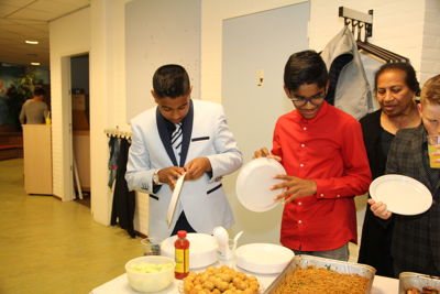 Foto 111 uit RegenboogEindFeest