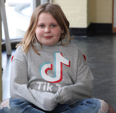 Foto 16 uit Meiden Zangkoor