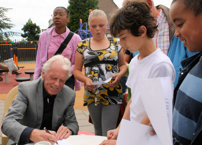 Foto 11 uit RK Regenboog18-06