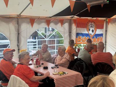 Foto 19 uit X-Oranje Gevoel in DE Beverwaard 2026 Geplaatst 24-5-26 en 14-6 Nederland-Japan.