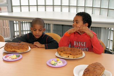 Foto 5 uit PaasBrood Versieren