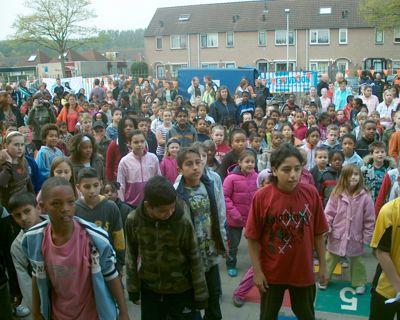 Foto 205 uit schoolsportplein07b.w