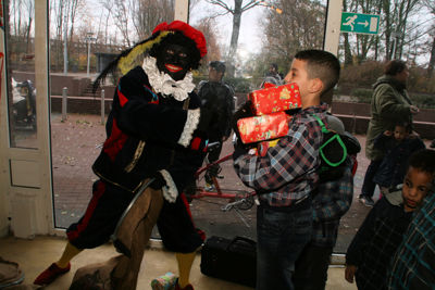 Foto 44 uit ZwartePietenWinkelcentr