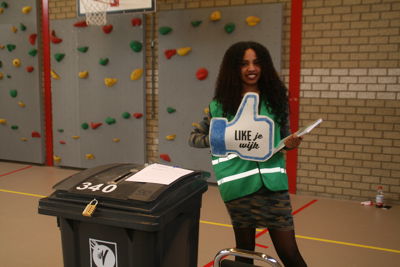 Foto 4 uit Stem bureaux 340