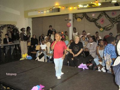 Foto 117 uit miss verkiezing 2005