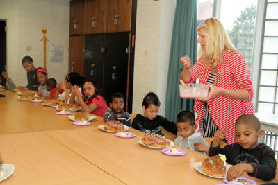 Foto 28 uit PaasBrood Versieren