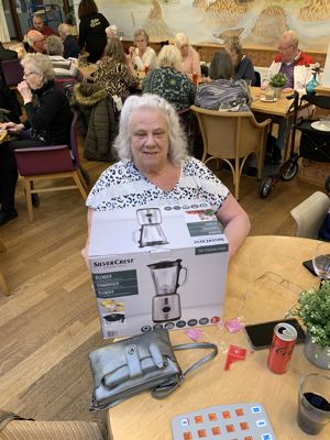 Foto 111 uit GROTE BINGO 28-1