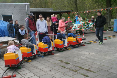 Foto 47 uit 27-4-17 Koningsdag