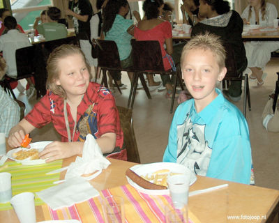 Foto 35 uit afscheidsfeestgroep8