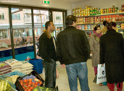 Foto 123 uit openingtokomilobi