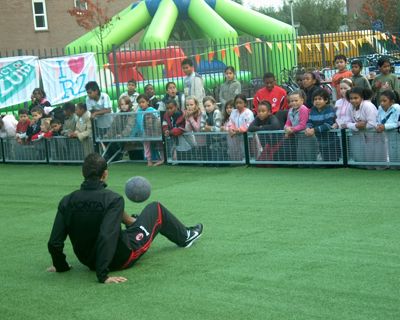 Foto 228 uit schoolsportplein07b.w