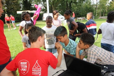 Foto 58 uit Week Van Hoop26-8