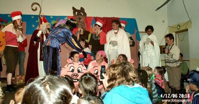 Foto 34 uit sinterklaas 2006 new