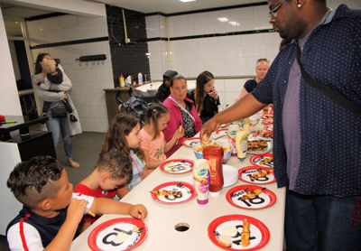 Foto 17 uit Barbeque Sheena