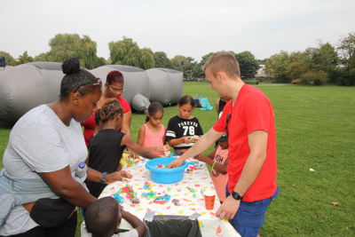 Foto 102 uit Week Van Hoop26-8