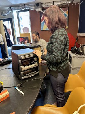 Foto 6 uit Reparatie Hulp Bij Buurtsteunpunt 2026.