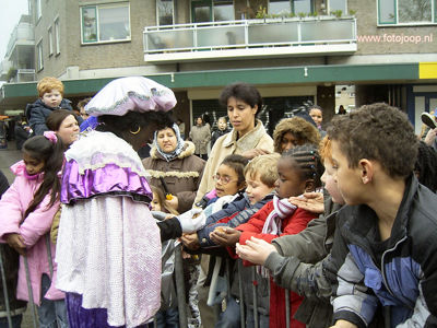 Foto 301 uit sinterklaas2005