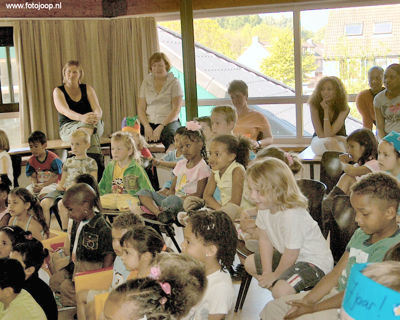 Foto 94 uit RK Regenboogl2