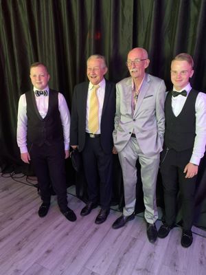 Foto 19 uit Ouderen Gala 6-5-22