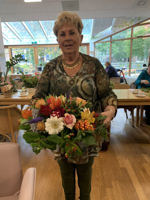 Foto 46 uit Bloenstukjes Maken