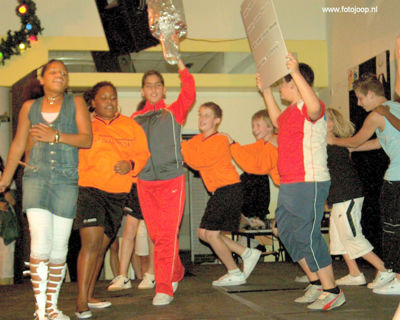 Foto 109 uit afscheidsfeestgroep8