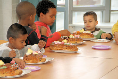 Foto 40 uit PaasBrood Versieren