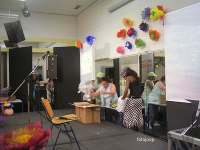 Foto 58 uit miss verkiezing 2005