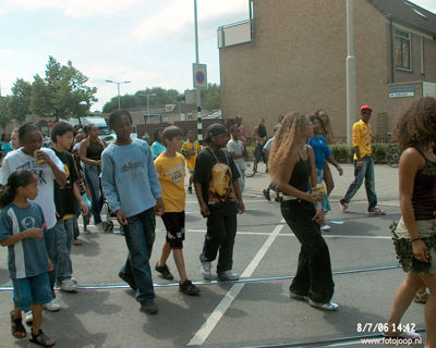 Foto 182 uit carnaval 2006 b.w