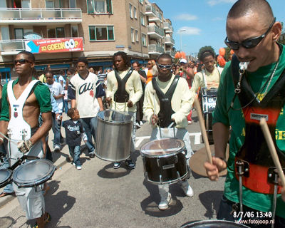 Foto 174 uit carnaval 2006 b.w