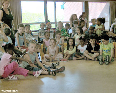 Foto 68 uit RK Regenboogl2