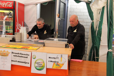 Foto 15 uit KoningsDag27-04-19