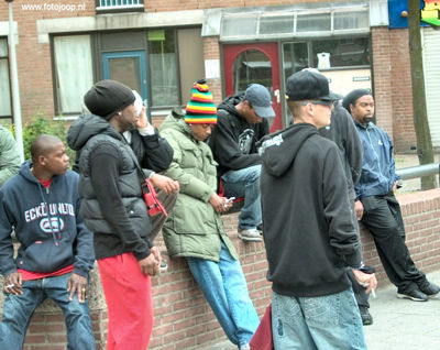 Foto 17 uit Riskey Biznes Boy's