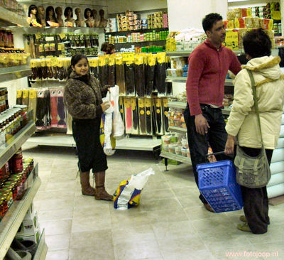 Foto 39 uit openingtokomilobi