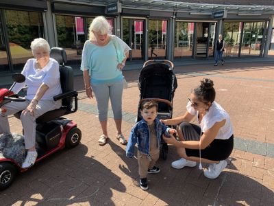 Foto 7 uit Kleding Verkoop Leny