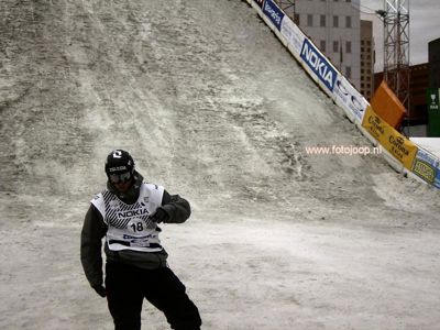 Foto 25 uit big air snowboarden