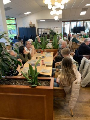 Foto 98 uit GROTE BINGO 28-1