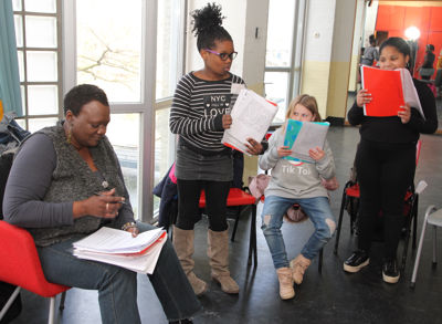 Foto 24 uit Meiden Zangkoor