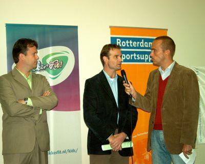 Foto 90 uit schoolsportplein07b.w