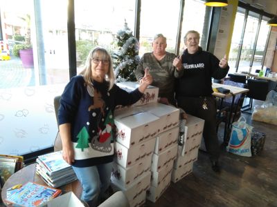 Foto 29 uit kerstpakkettenActie