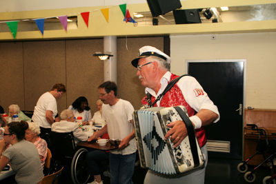 Foto 184 uit OuderVierdaagse23_6