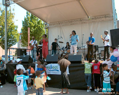 Foto 237 uit carnaval 2006 b.w