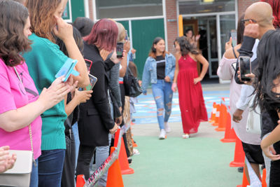 Foto 19 uit RegenboogEindFeest