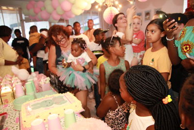 Foto 104 uit KinderfeestBuur24-8