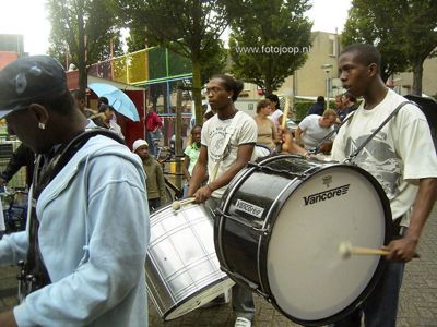 Foto 44 uit zomercarnaval 2005