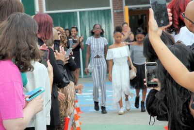 Foto 5 uit RegenboogEindFeest