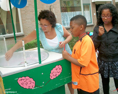 Foto 29 uit kinderspeeldag28_5_8