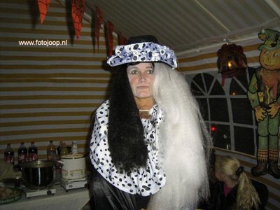 Foto 174 uit halloween2005