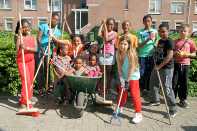 Foto 95 uit Schoonmaakdag20_4_11